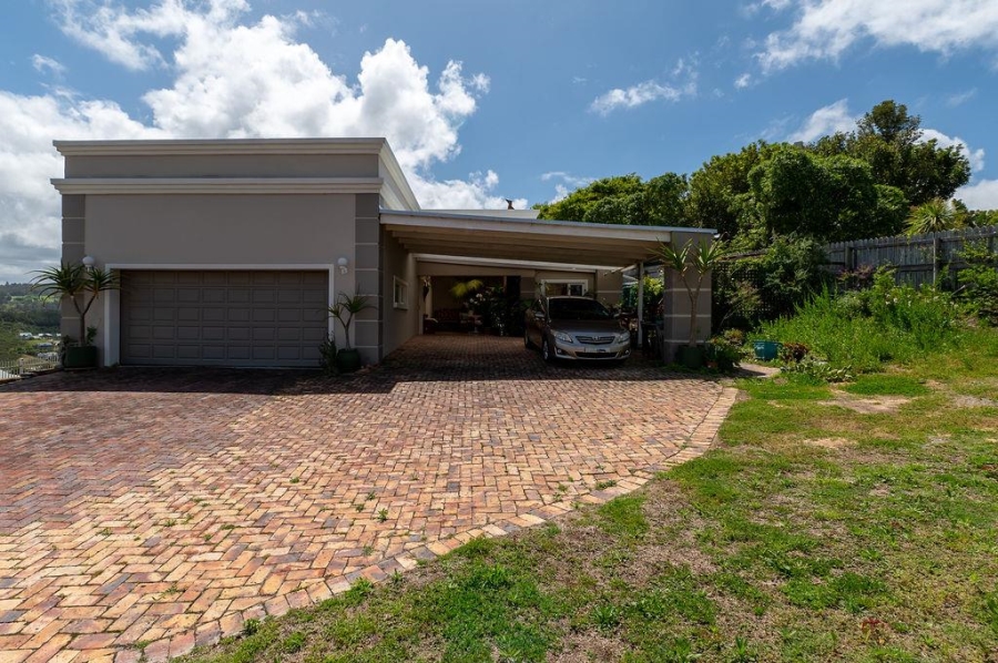 4 Bedroom Property for Sale in Knysna Heights Western Cape